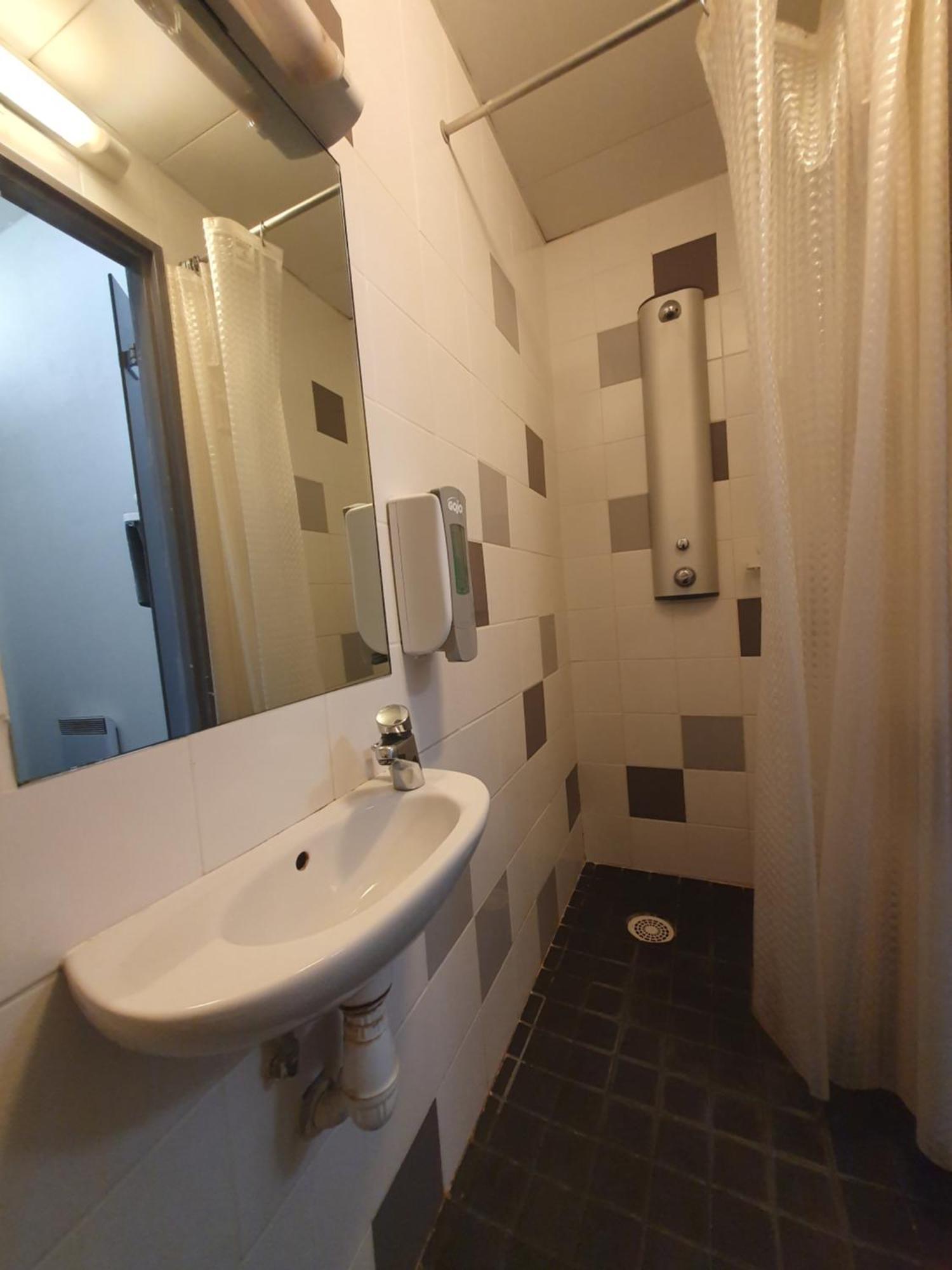 Auberge De Jeunesse Hi Nice Les Camelias Oda fotoğraf