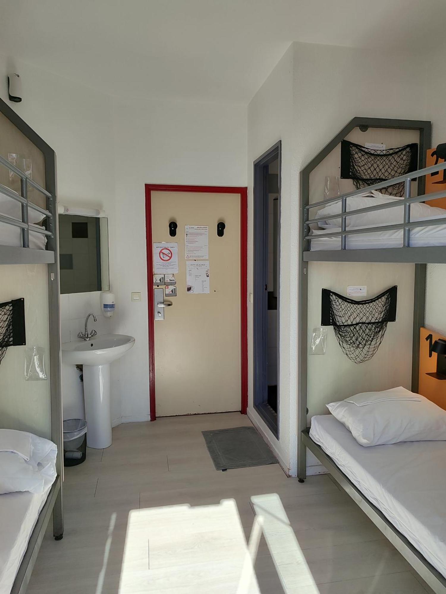 Auberge De Jeunesse Hi Nice Les Camelias Dış mekan fotoğraf